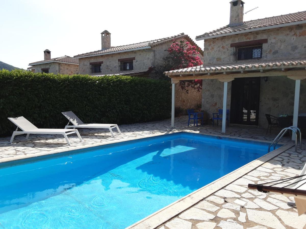 Villa Dioni *