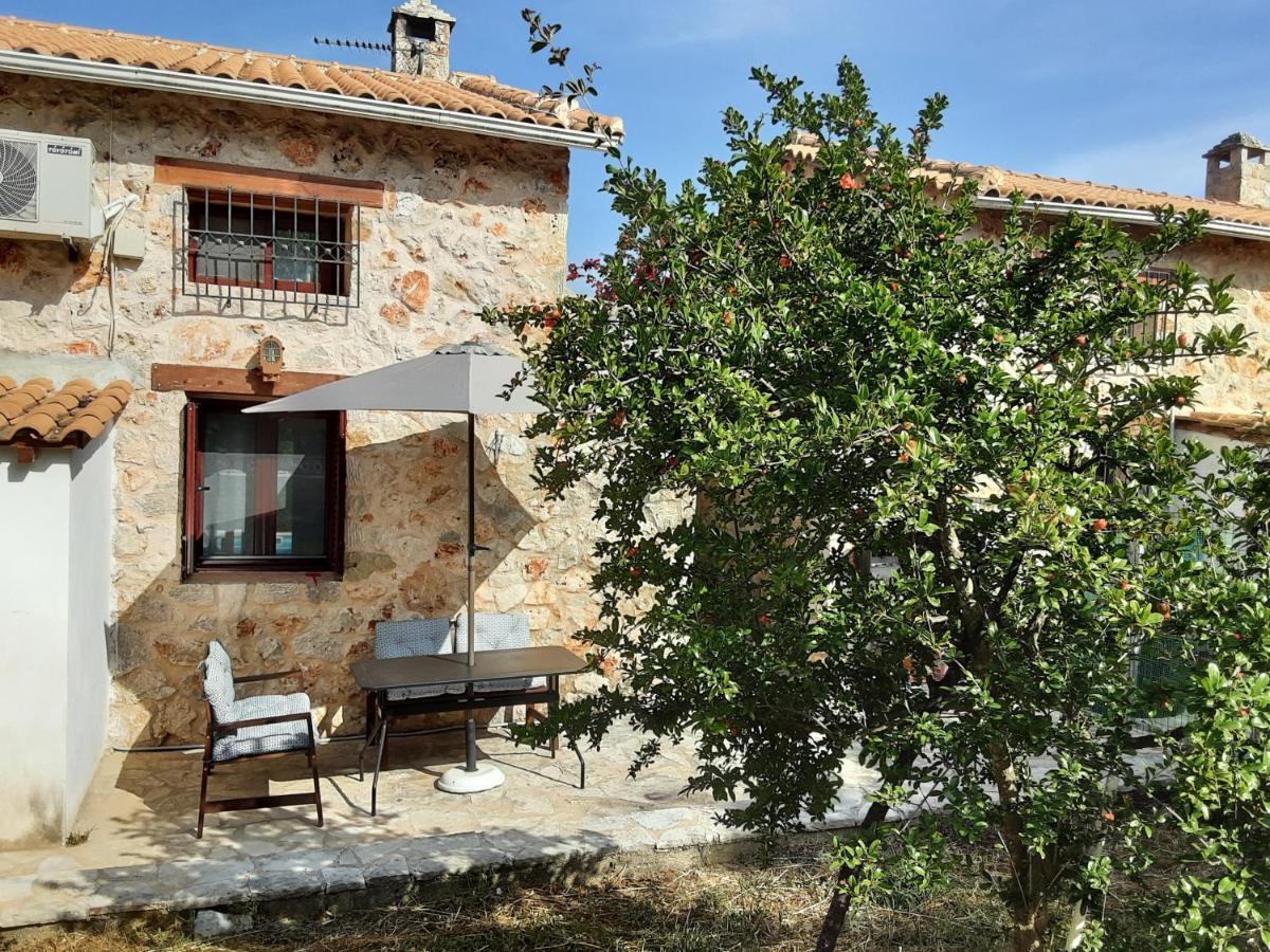 Dioni Villa *