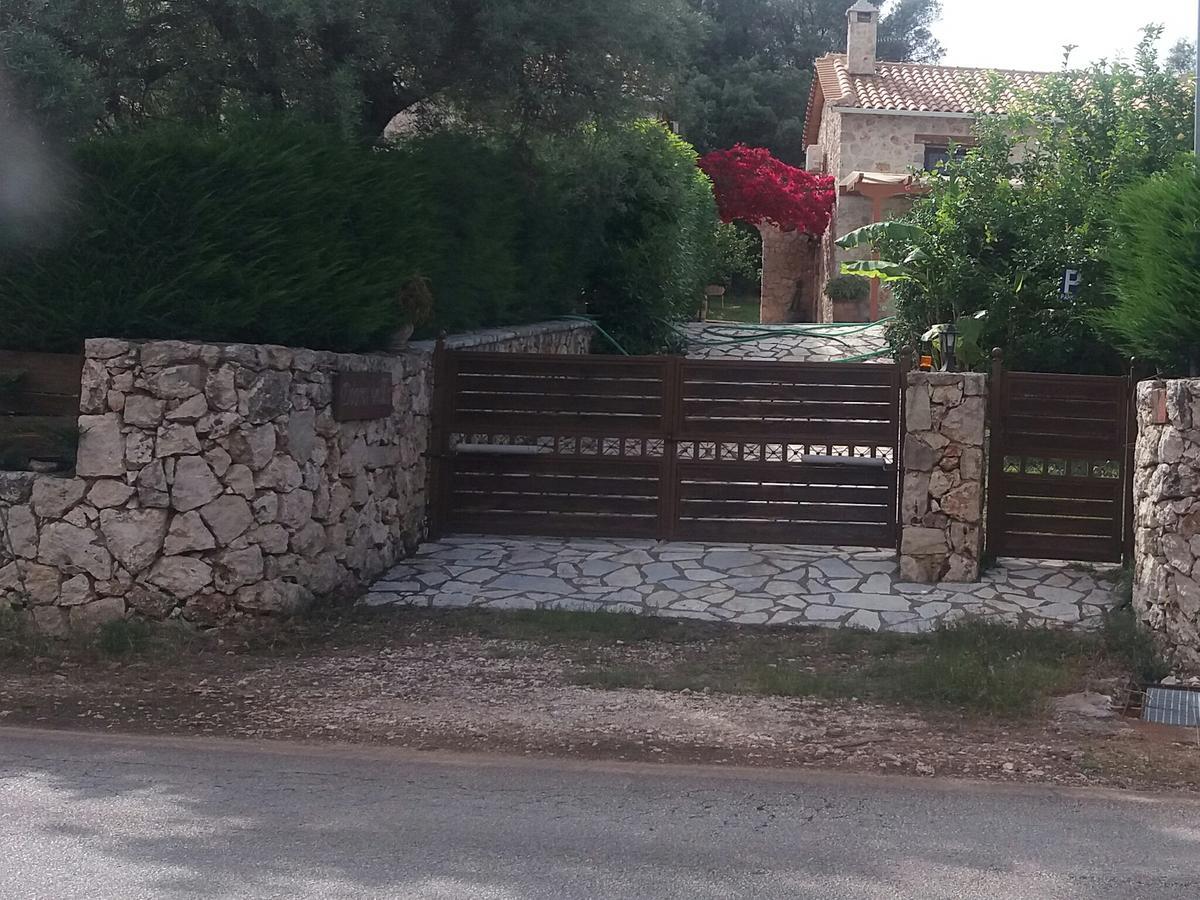 Dioni Villa
